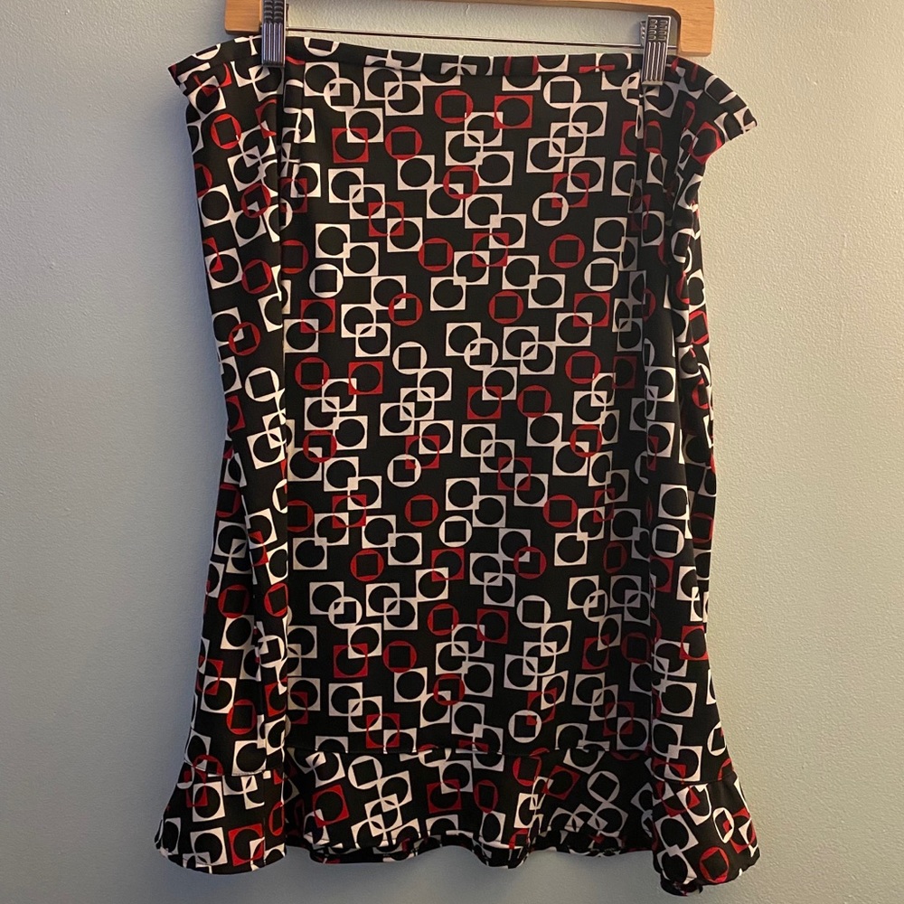 Requirements Skirt Black, Red, White